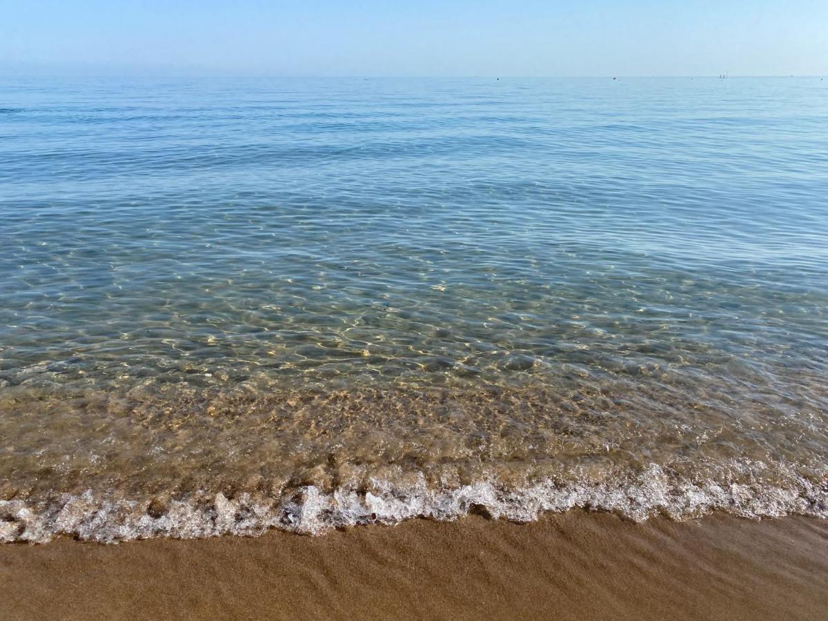Primera Linea De Playa Julio Y Agosto Min 7 Dias De Lunes A Lunes Denia Exterior foto