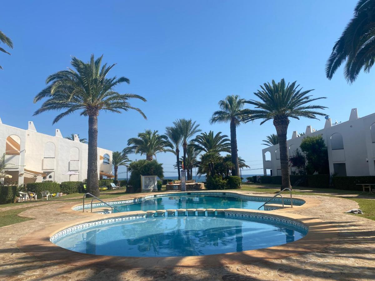 Primera Linea De Playa Julio Y Agosto Min 7 Dias De Lunes A Lunes Denia Exterior foto